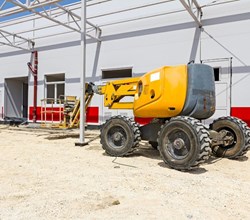 CORSO DI FORMAZIONE PER ADDETTI ALLA CONDUZIONE DI CARRELLI INDUSTRIALI SEMOVENT..